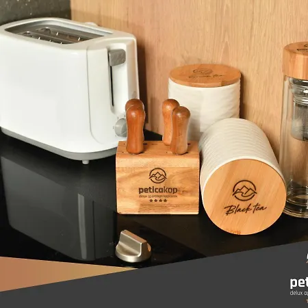 Petica Kop A8 4* コパオニク