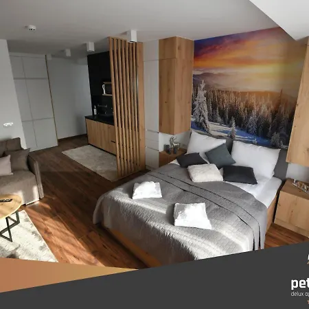 Petica Kop A8 アパートホテル