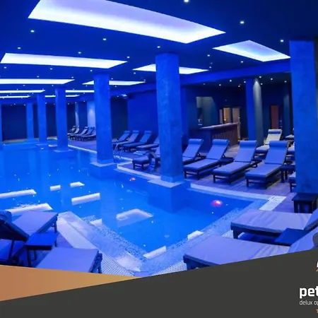 Petica Kop A8 アパートホテル コパオニク